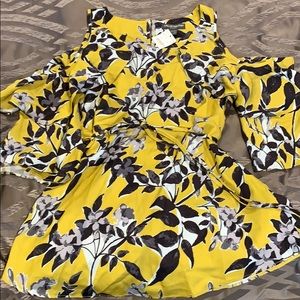 NWT cold shoulder tie waist maternity top